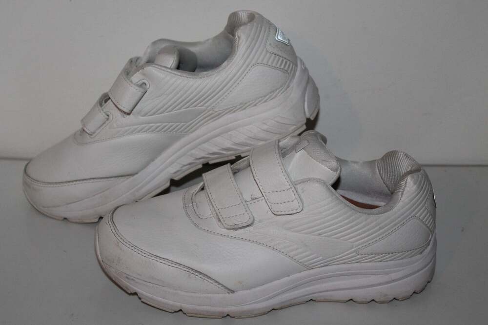 Brooks Addiction Walker VStrap Shoes, Womens 10.5 XWide, White Leather, Walking